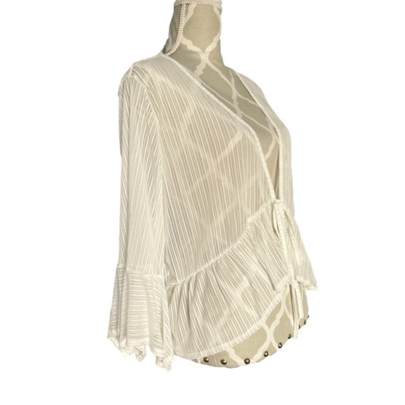 ✨Sold✨4/$20 Kimono Style White Sheer Top With Front Tie Closure New 2XL - Picture 4 of 11